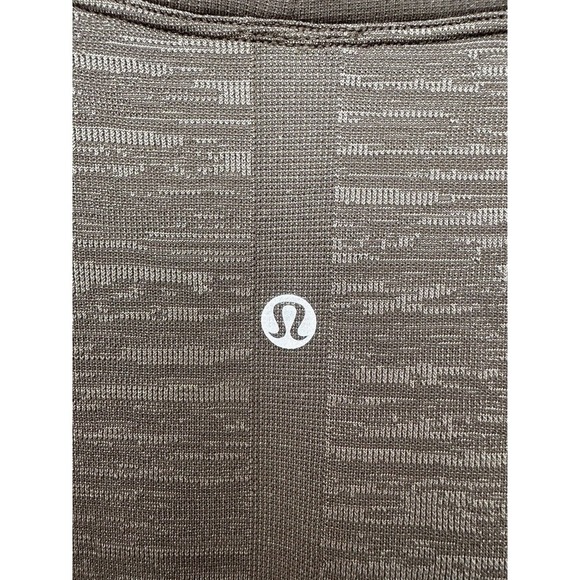 Lululemon Swiftly Tech Short Sleeve Relaxed Fit Camo Green Sz 8 Read - Picture 7 of 16